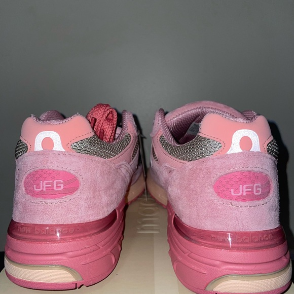 Joe Fresh Goods New Balance Powder Pink - Picture 4 of 6